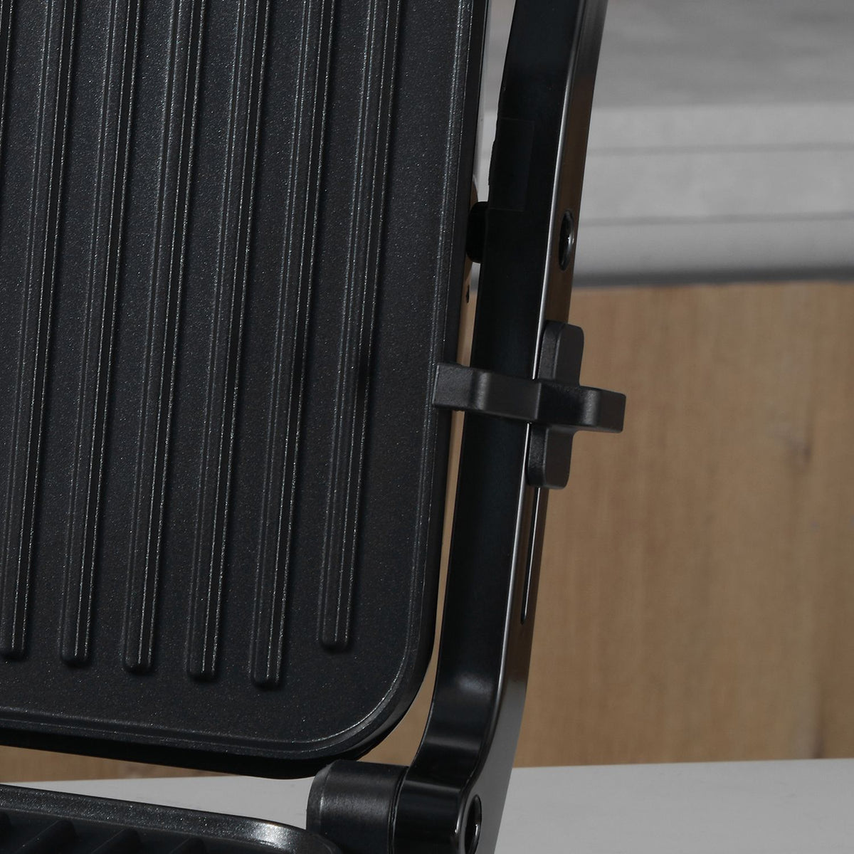 3-In-1 Contact Grill 2000W, Non-Stick Coated, For 4 Slices, Adjustable Thermostat, 180° Hinged, 35.1X32.6X15.5Cm