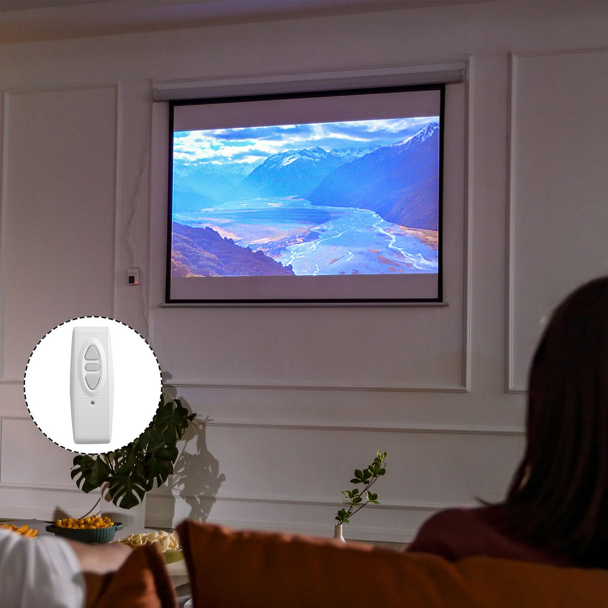4:3 Projector Screen Electric 171 x 130 cm Projection Screen with Remote Control Film Screen for Home Cinema and Presentation White