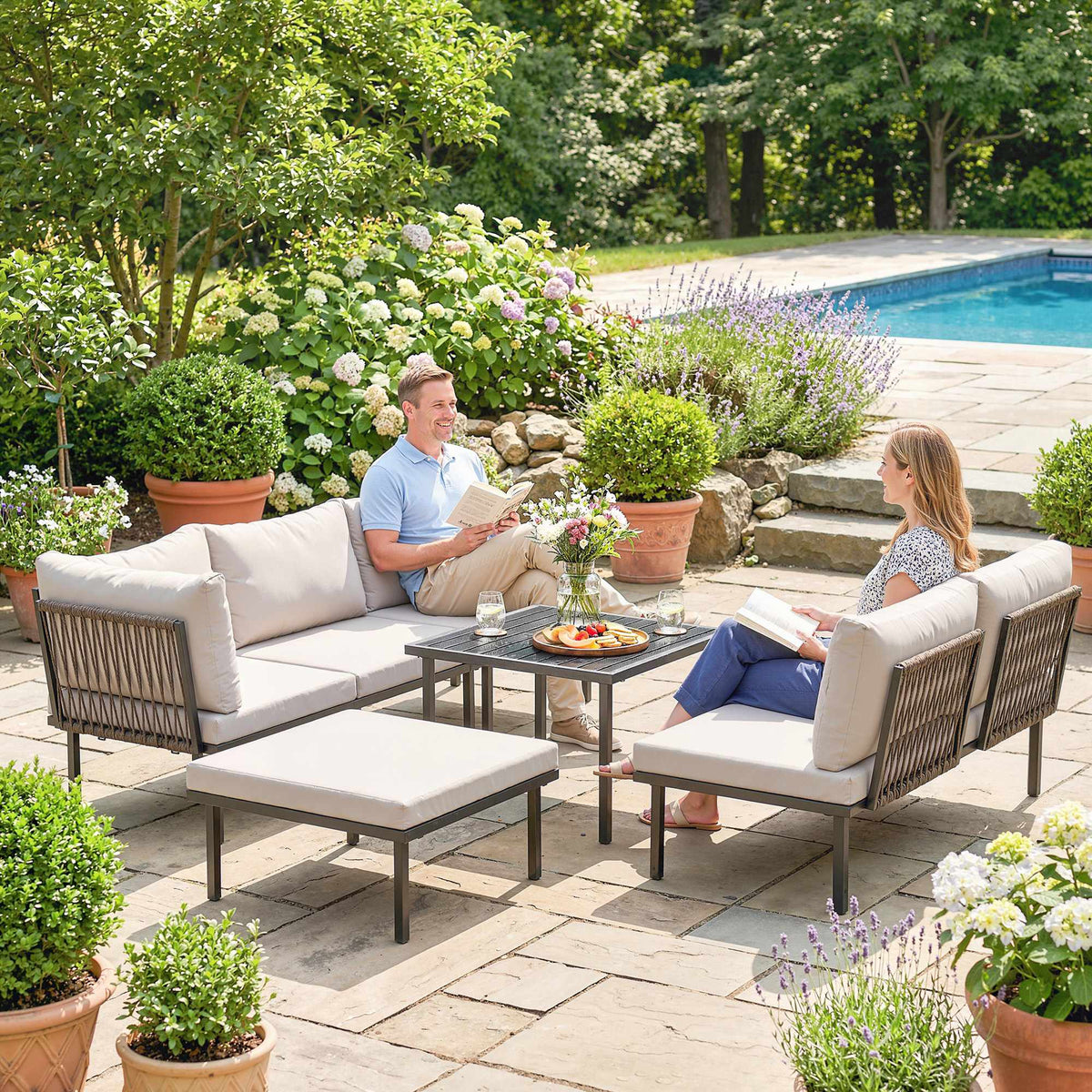 6-Piece Outdoor Lounge Set for 5-6 People with Table