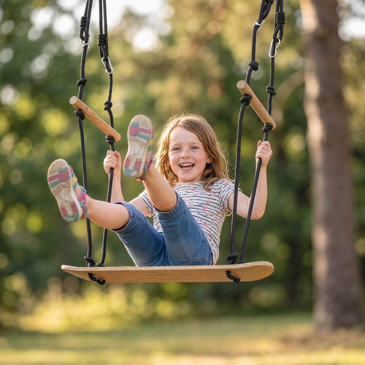 Adjustable Height Kids Skateboard Swing with Non-Slip Board