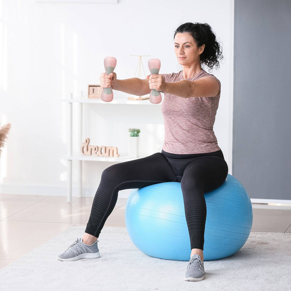 Adjustable dumbbells