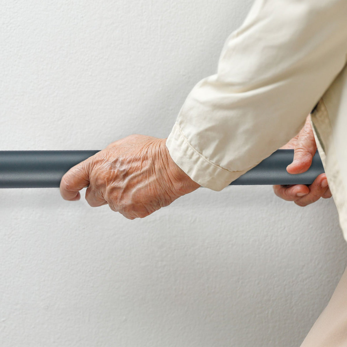 Aluminum handrail