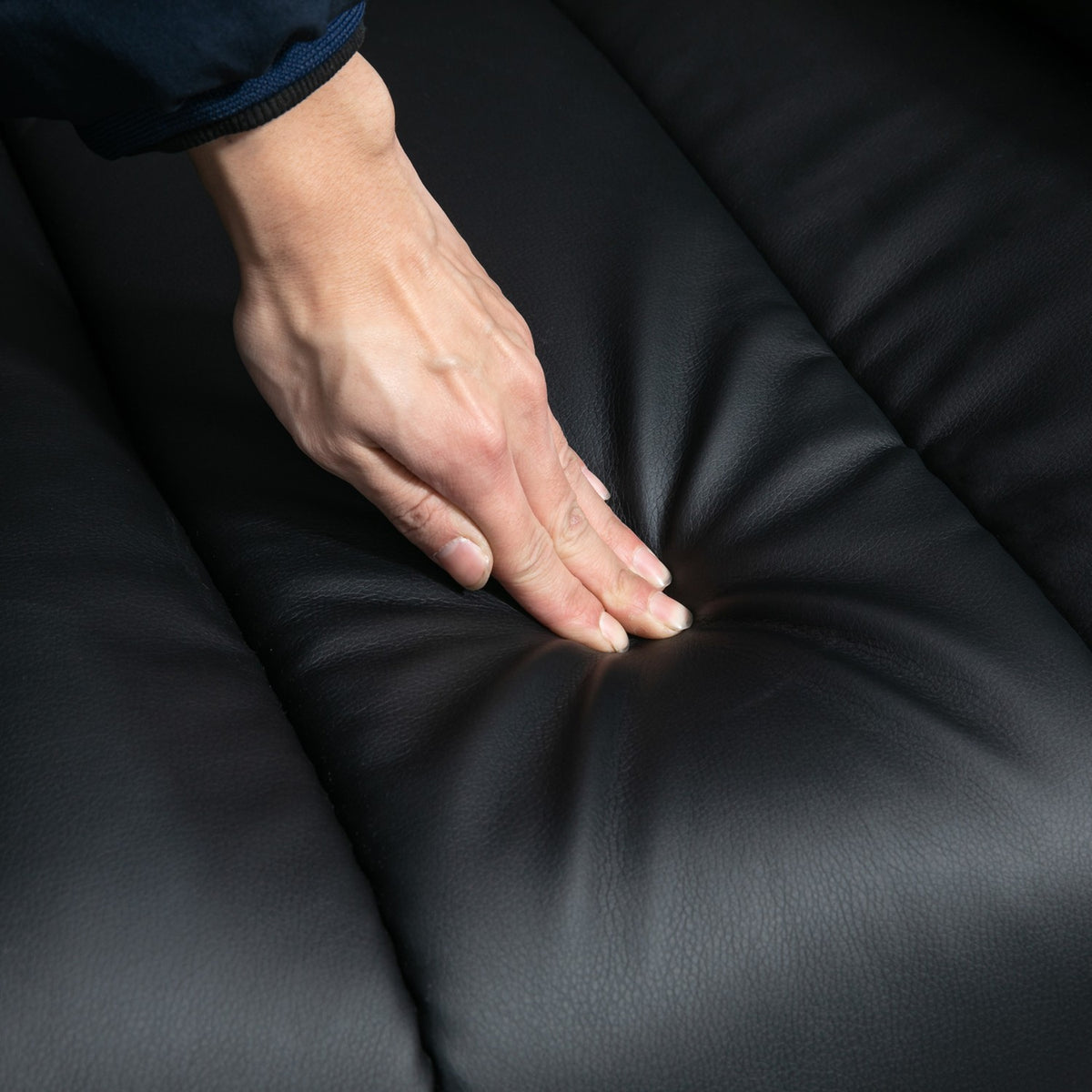 Armchair with stand-up aid, electric recliner, reclining TV armchair with remote control, TV armchair, faux leather, black