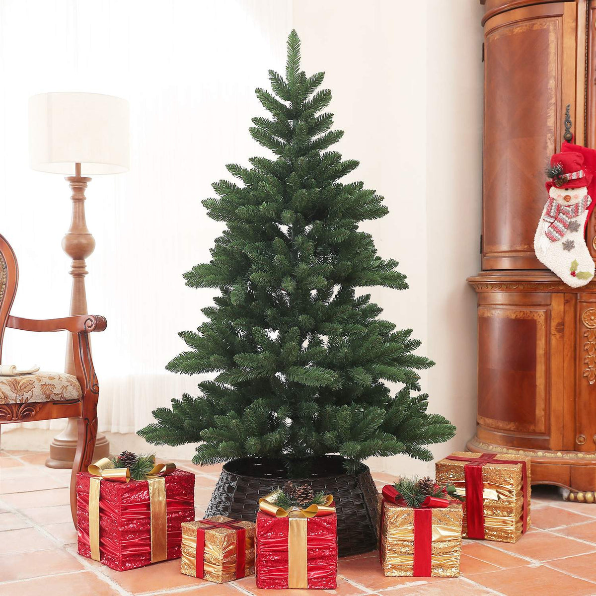 Artificial Christmas Tree, 150cm Christmas Tree with 565 Tips, Foldable Steel Base, Flame Retardant, for Christmas Decoration, Indoor, Green
