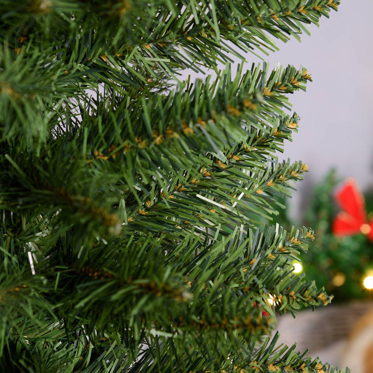 Artificial Christmas Tree, 2.1m, Realistic Plastic Branches
