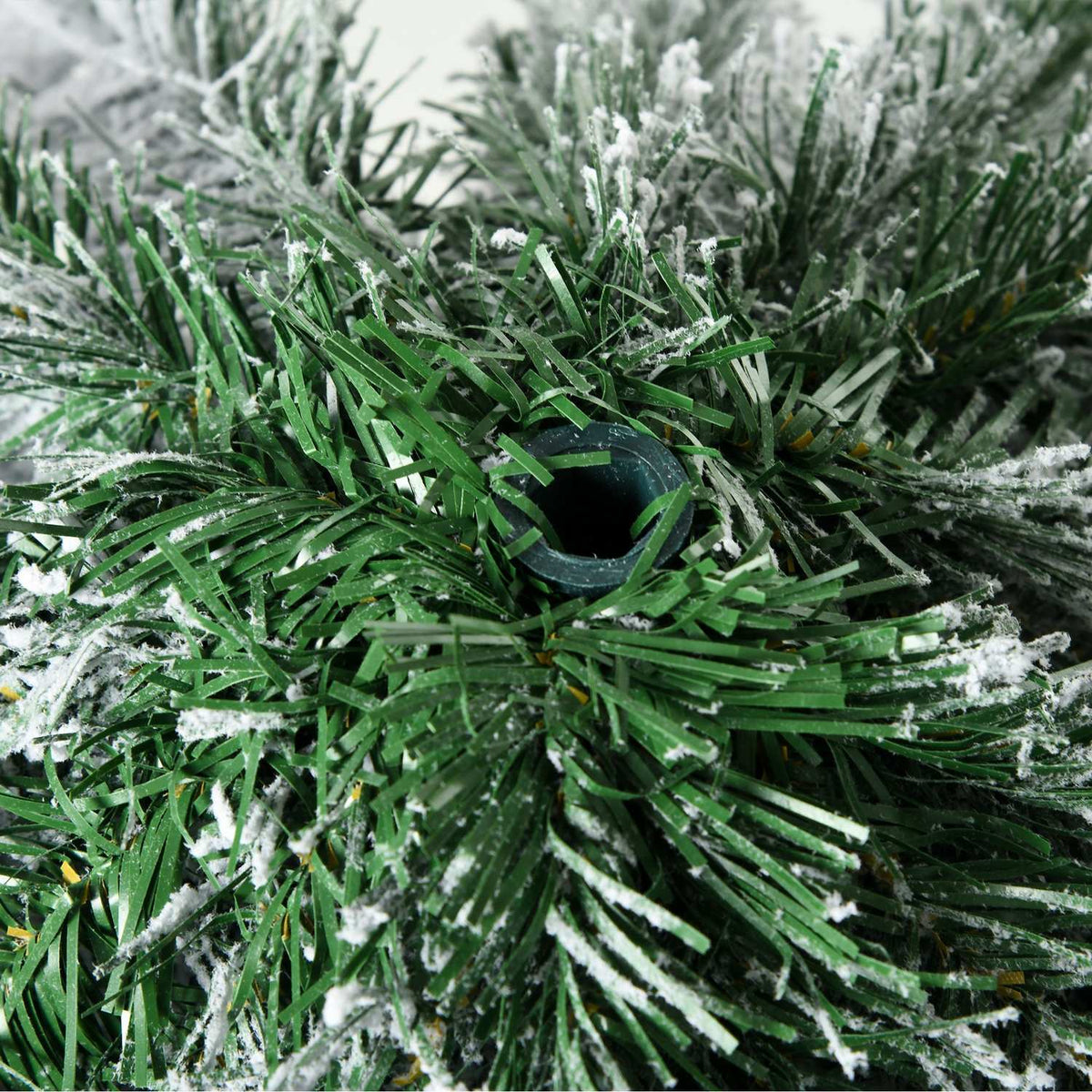 Artificial Christmas tree 180 cm artificial Christmas tree with artificial snow and base, 523 branch tips for festive decoration