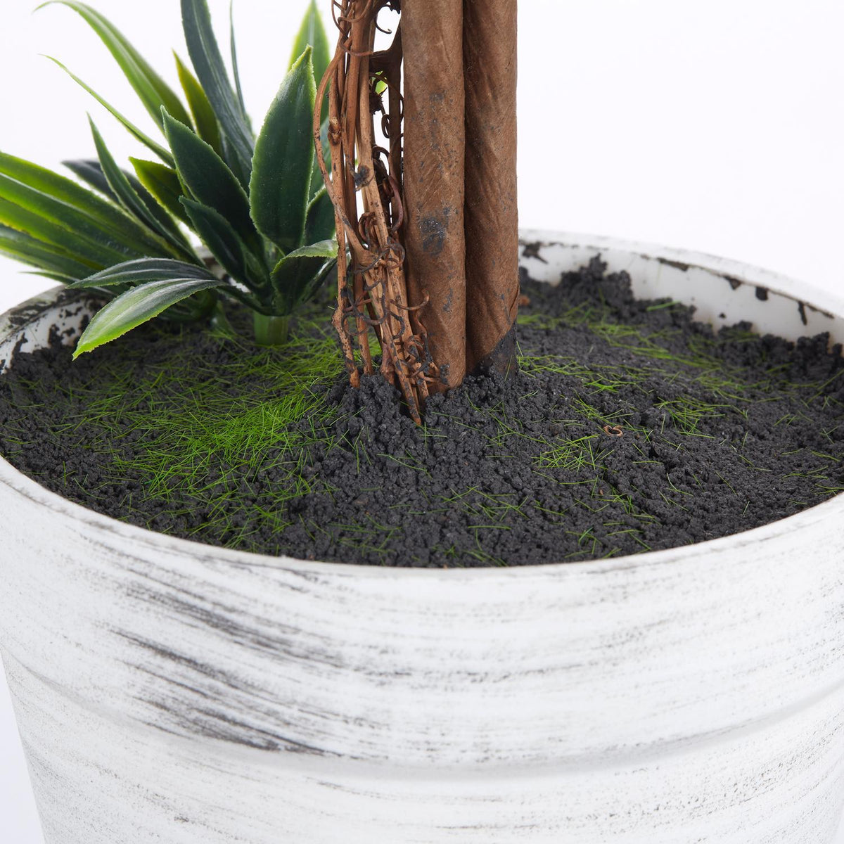 Artificial Lavender Plant Set of 2 Artificial Plants, 60 cm Houseplant in Pot, Artificial Tree with Artificial Moss for Indoor, Outdoor