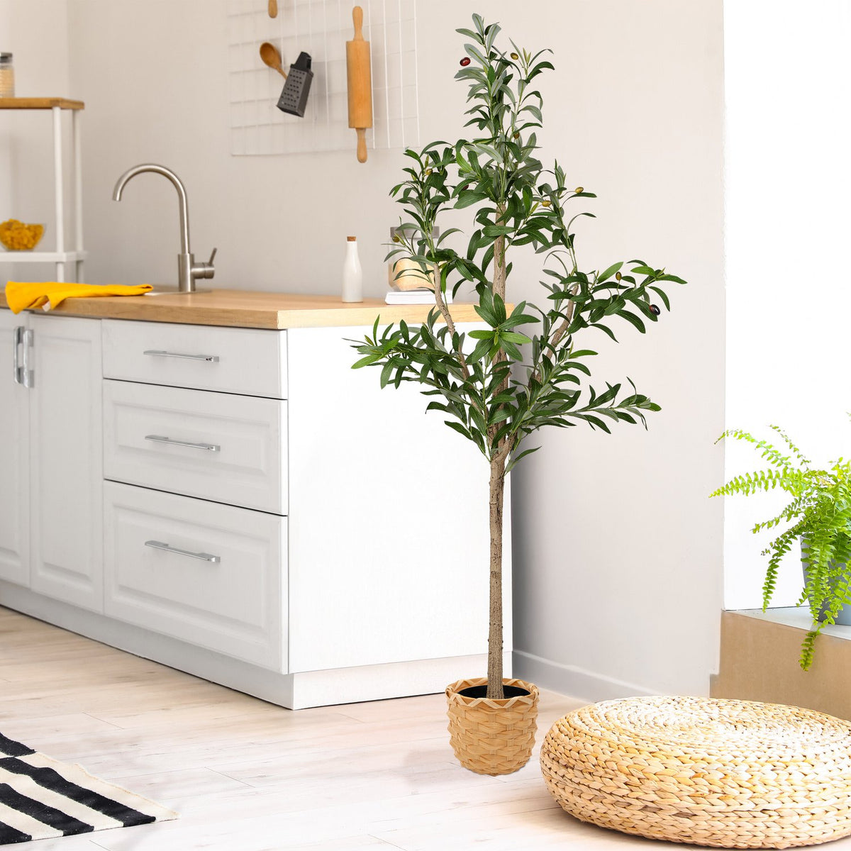 Artificial Olive Tree in Pot – Realistic, Low-Maintenance