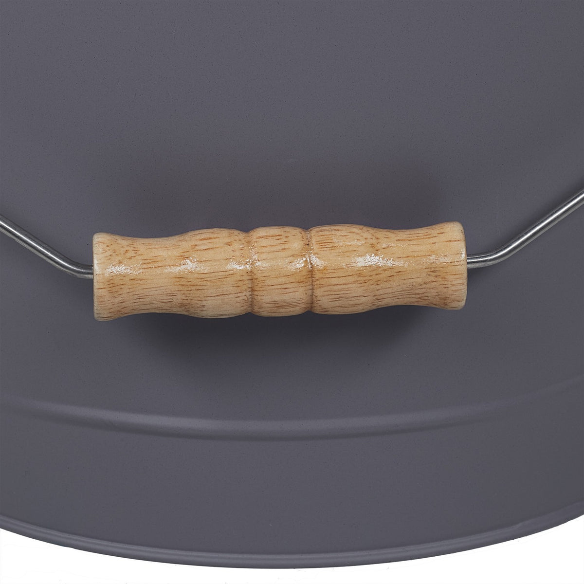 Ash bucket with lid and ash shovel