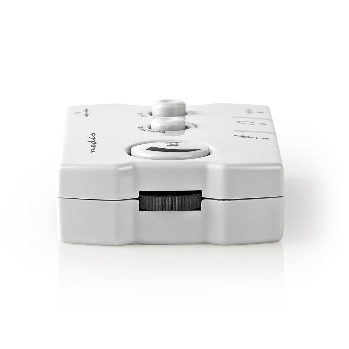 Audio switch | Connection input: 2x 3.5 mm Male | Connection output: 3x 3.5 mm female + 2.5 mm female | Function control: Instruction book | Number of buttons: 3