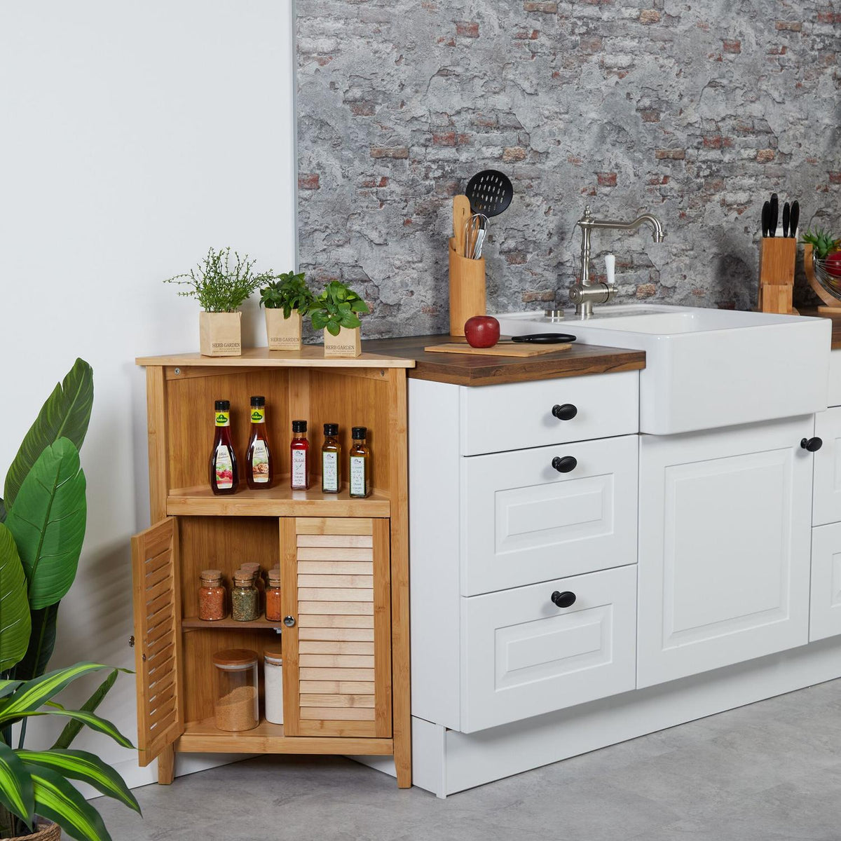 Bamboo Corner Cabinet – 3 Shelves, Lamella Doors