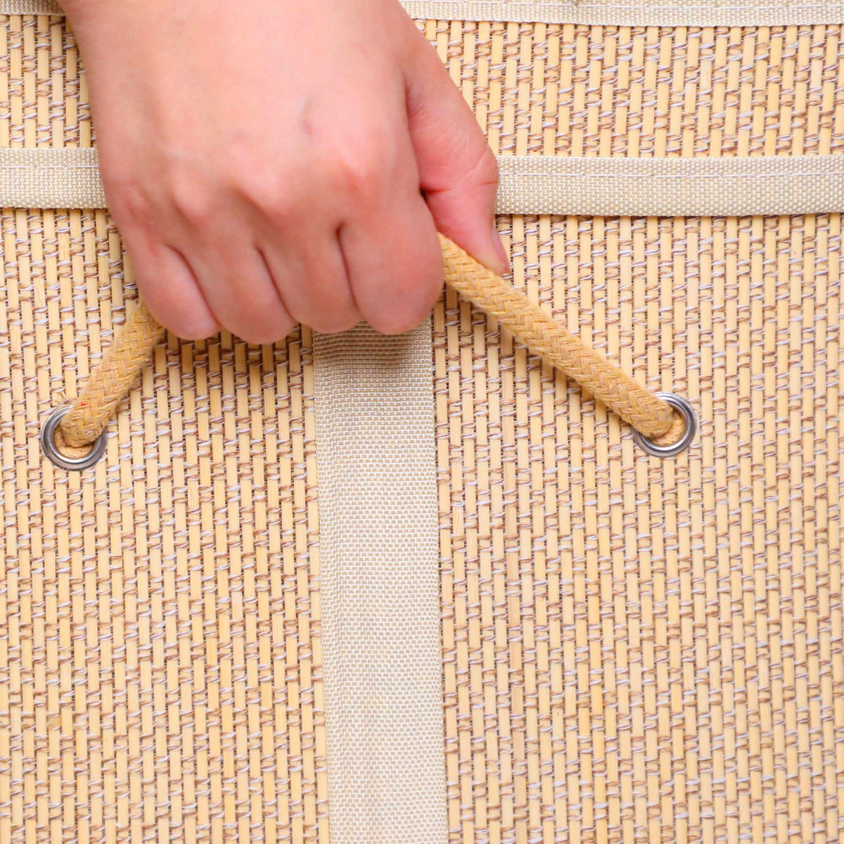 Bamboo Laundry Hamper With Lid, Removable Washable Liner