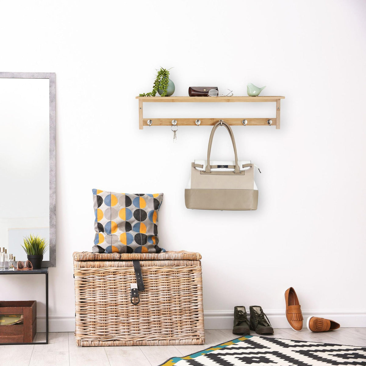 Bamboo wall-mounted towel rail