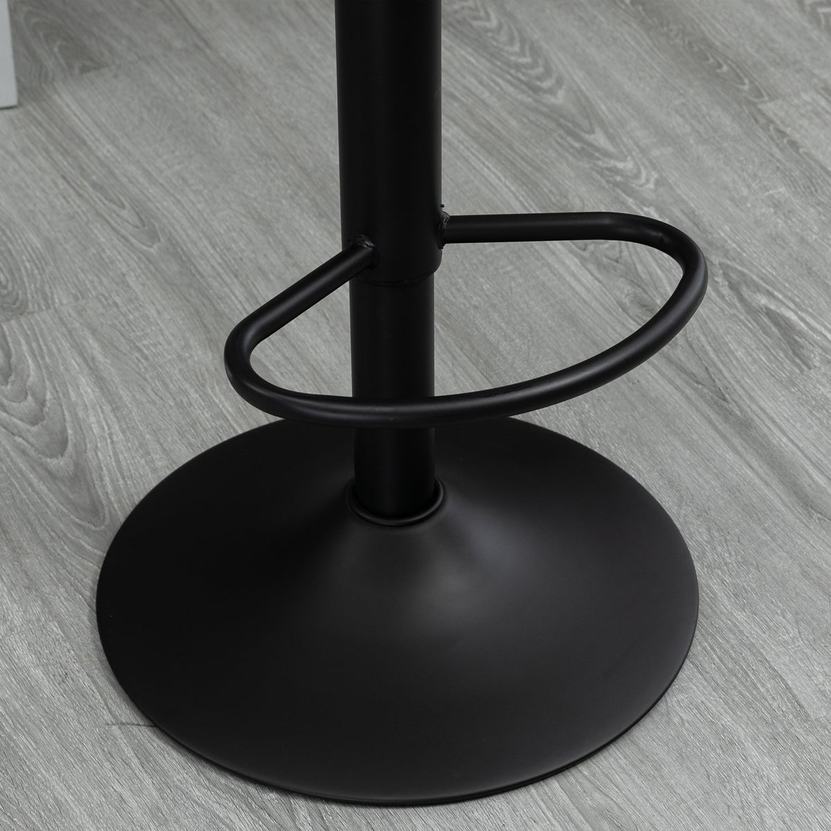 Bar Stools Set Of 2 Bar Chairs With Footrest, Height Adjustable, 360° Rotatable, Faux Leather, Modern Design, 45X50X102Cm
