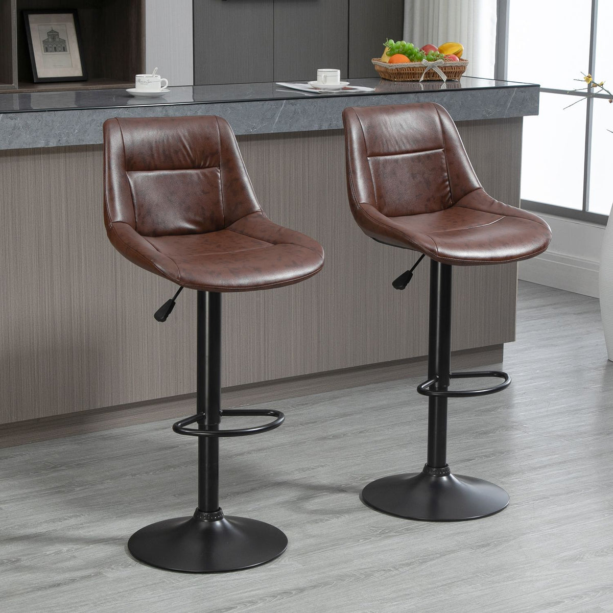 Bar stool set of 2 bar chairs with backrest, counter stool height adjustable, rotating bistro stool with footrest, faux leather, brown