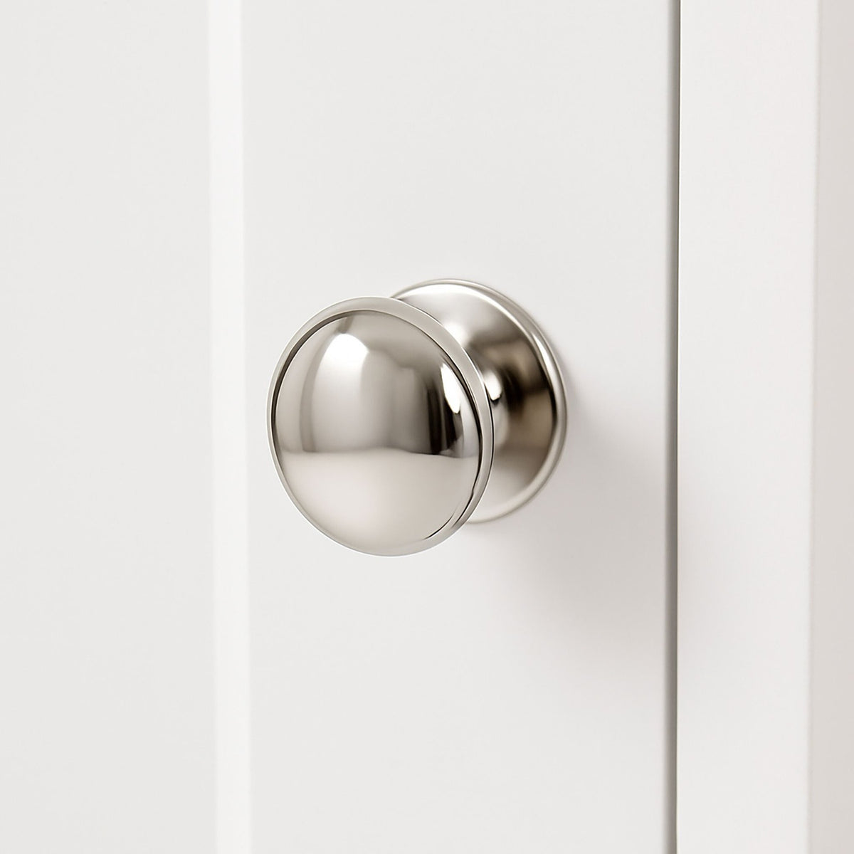 Bathroom Cabinet with Door – Narrow, Adjustable Shelves
