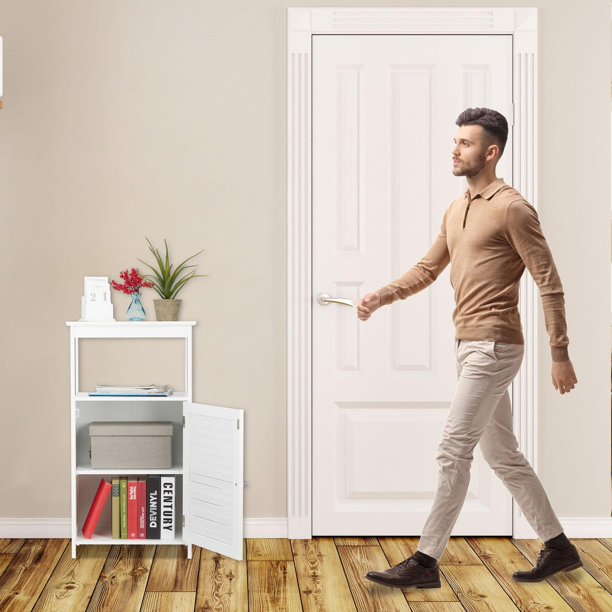 Bathroom cabinet with 3 compartments
