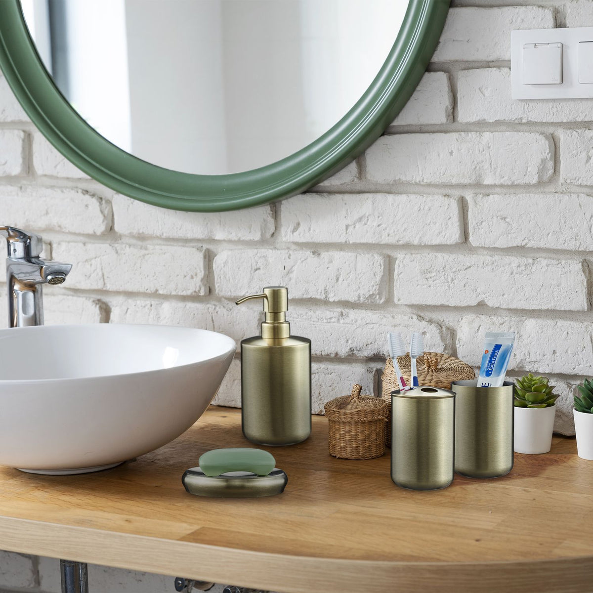 Bathroom set 4 parts