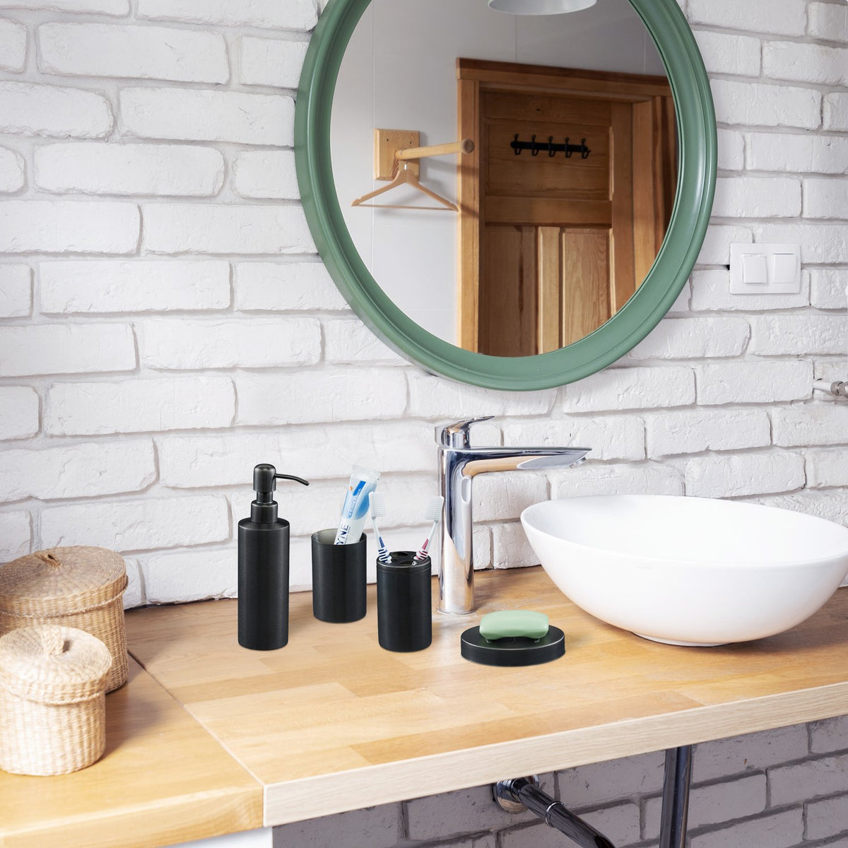 Bathroom set 4 parts