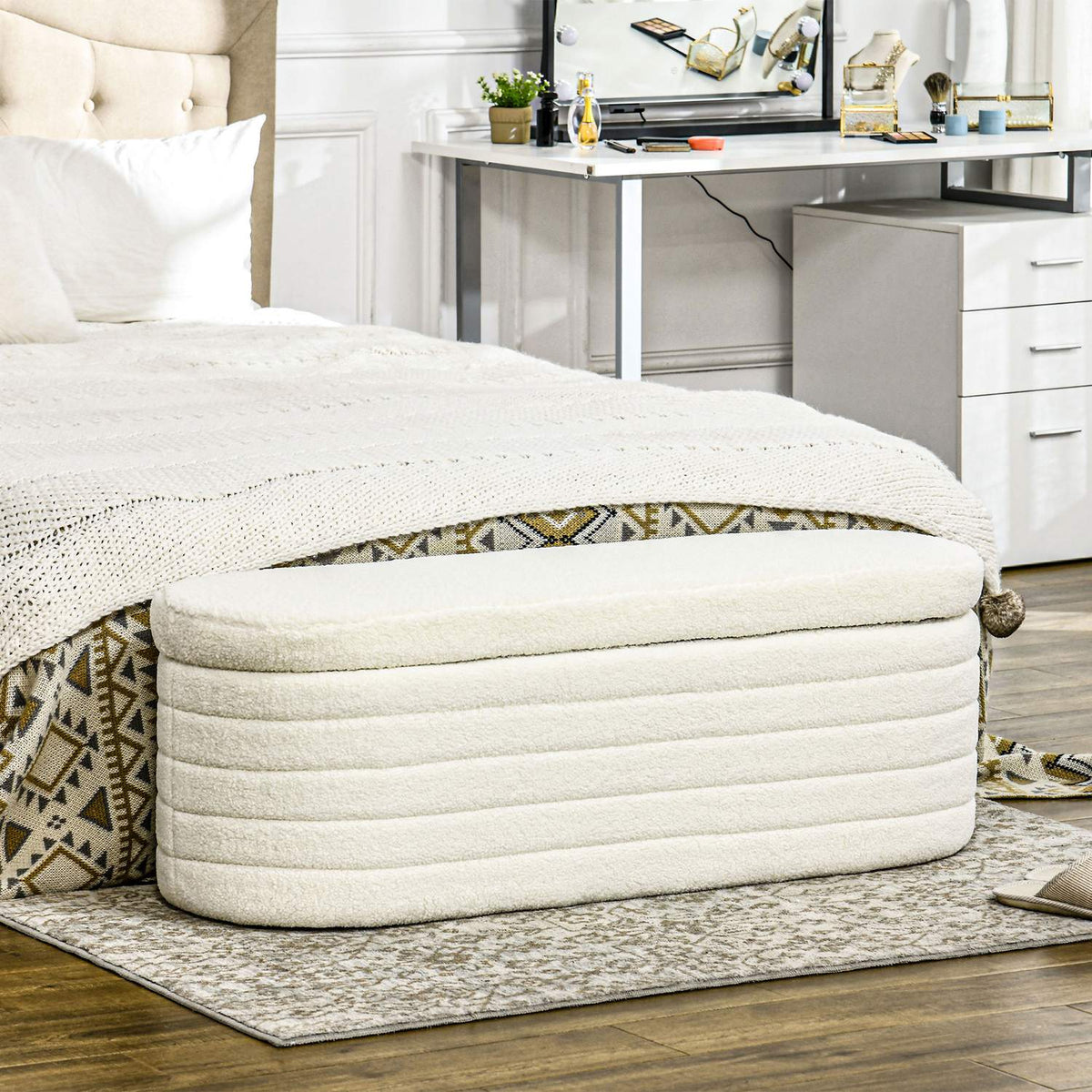 Bedroom bed bench, with storage space, wooden legs, high stability, teddy fleece, load capacity 120 kg, 116 x 41 x 40.5 cm, cream white