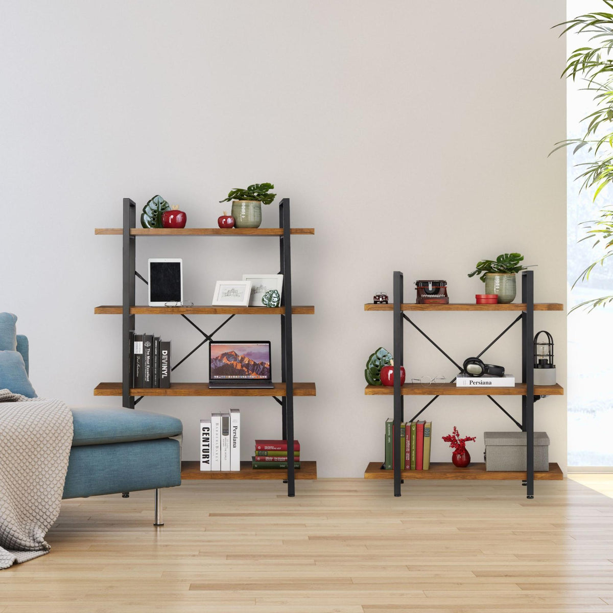 Bookcase with 4 shelves