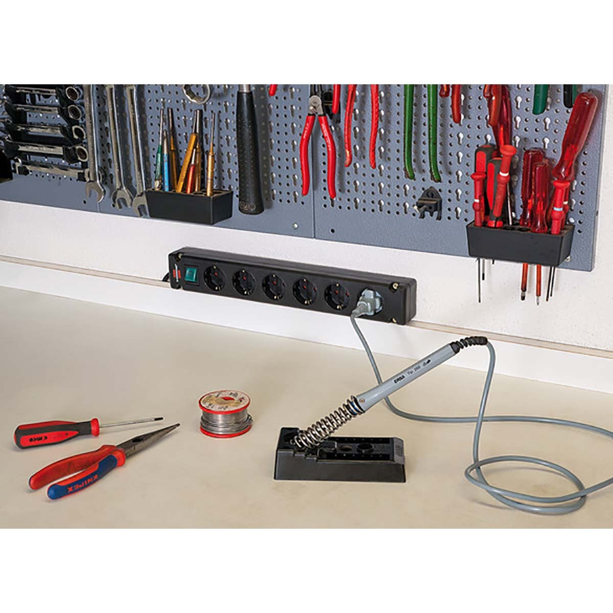 Bremounta Extension sleeve 6-way Black 3.00 m H05VV-F 3G1.5 TYPE F