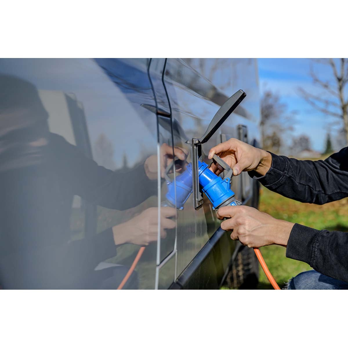 CEE extension cable 5m (Camping extension cable H07RN-F 3G2.5 in orange with CEE plug and connector with sealing cap for permanent outdoor use)