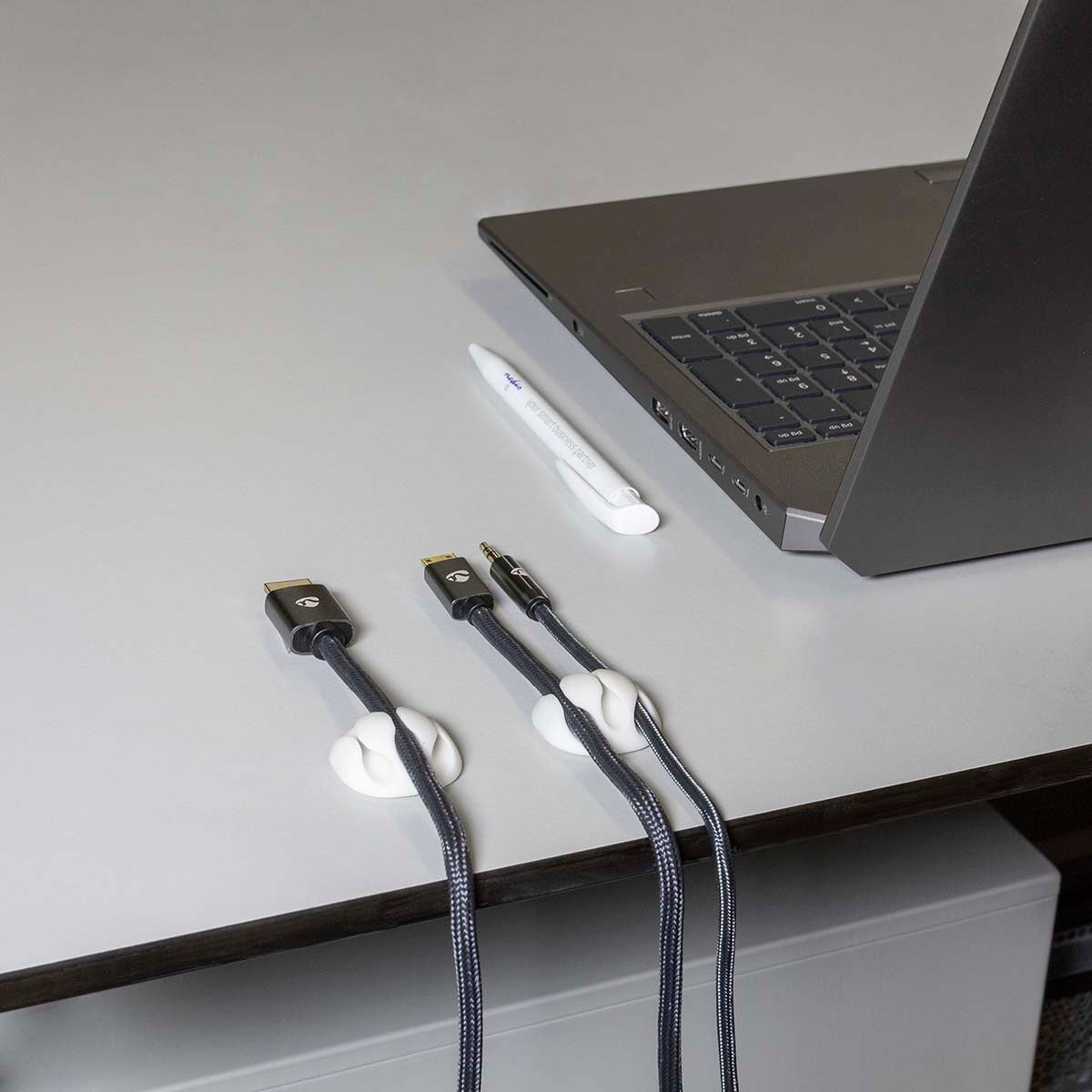 Cable Management | Cable clamp | Click and Go | 4 pcs. | Number of seats: 3 Discs | Maximum cable thickness: 5.3 mm | TPE | White