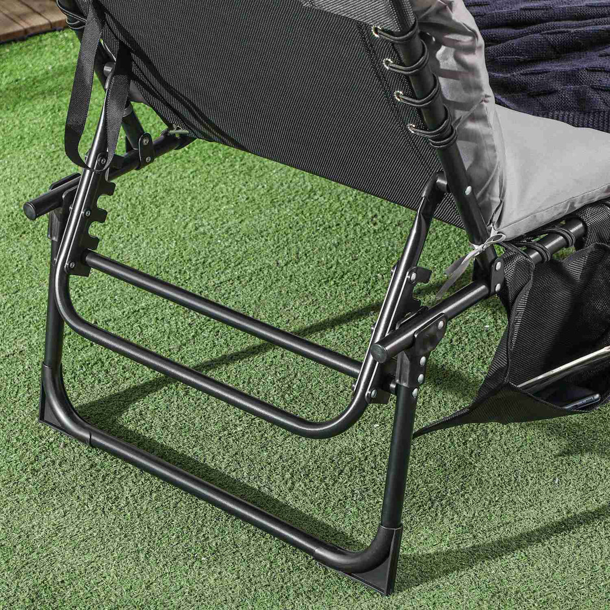 Camp Bed, Folding Bed, Camping Lounger With Bag, Adjustable With Pillows Up To 120 Kg, Light Gray, Steel, Polyester, 58 X 189 X 32.5Cm