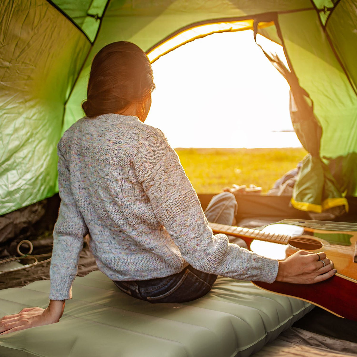 Camping Sleeping Mat Water-Repellent Air Mattress With Foot Pump & Carry Bag, Green, Up To 80Kg