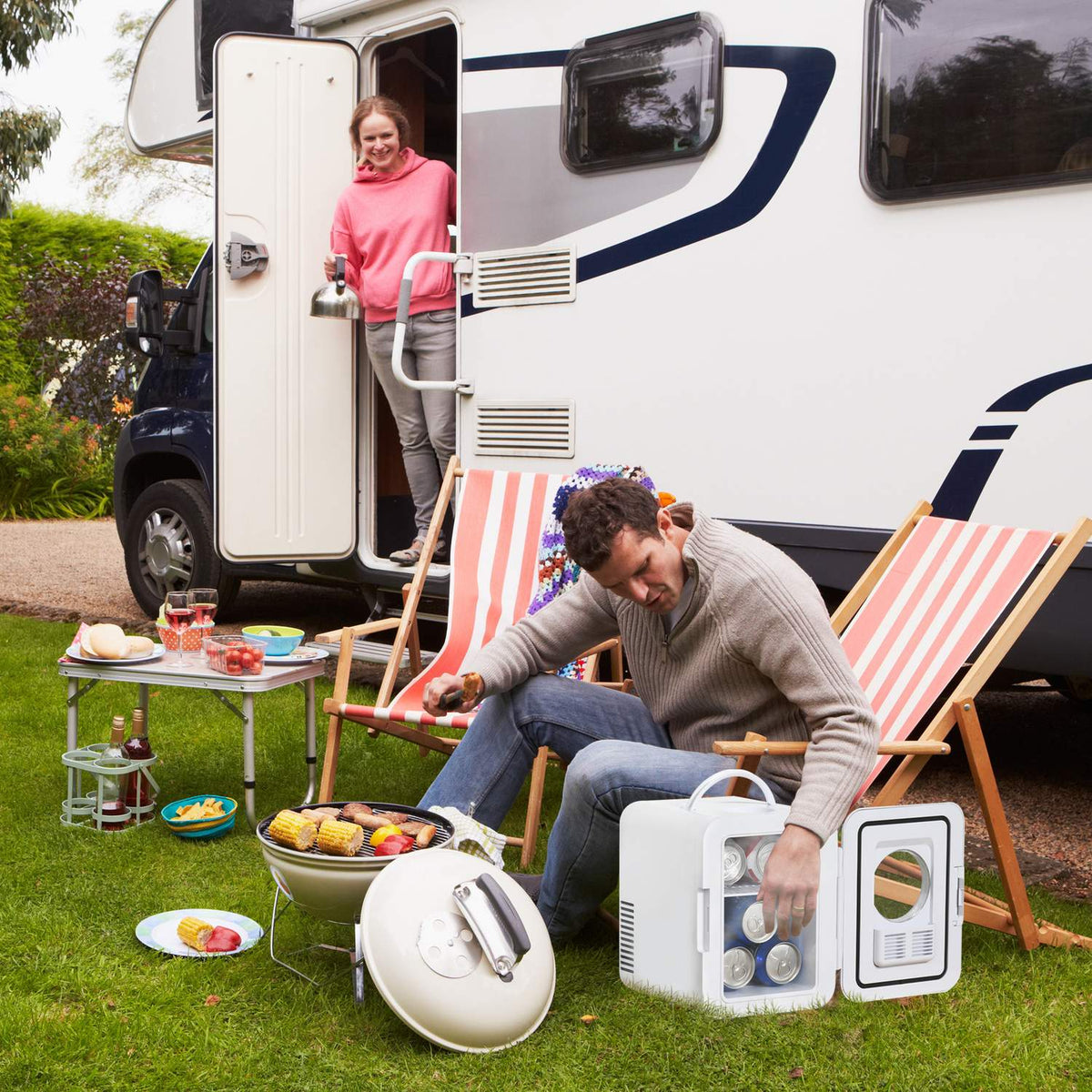 Car Cooler Box 4L Mini Fridge Dc12V Ac230V 60W Car Camping White 25.8X20.5X26.3Cm