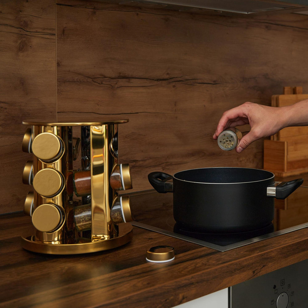 Carousel for golden spices with 12 glasses