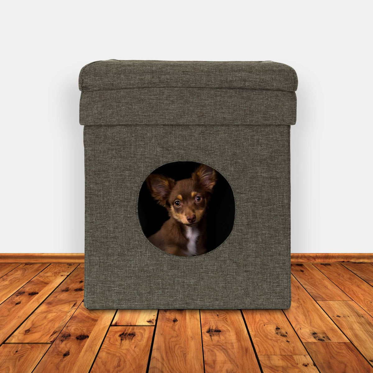 Cat hide with folding roof