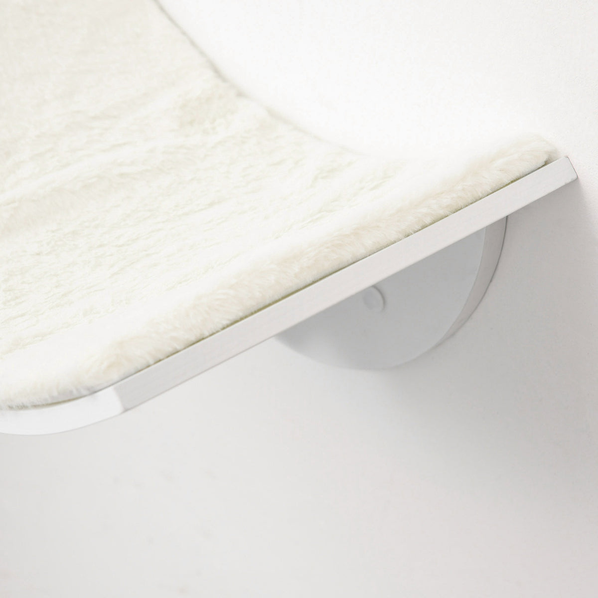 Cat lounger, cat wall lounger, cat bed, cat shelf, wall-mounted plush cushion, white, 41 x 28 x 21 cm