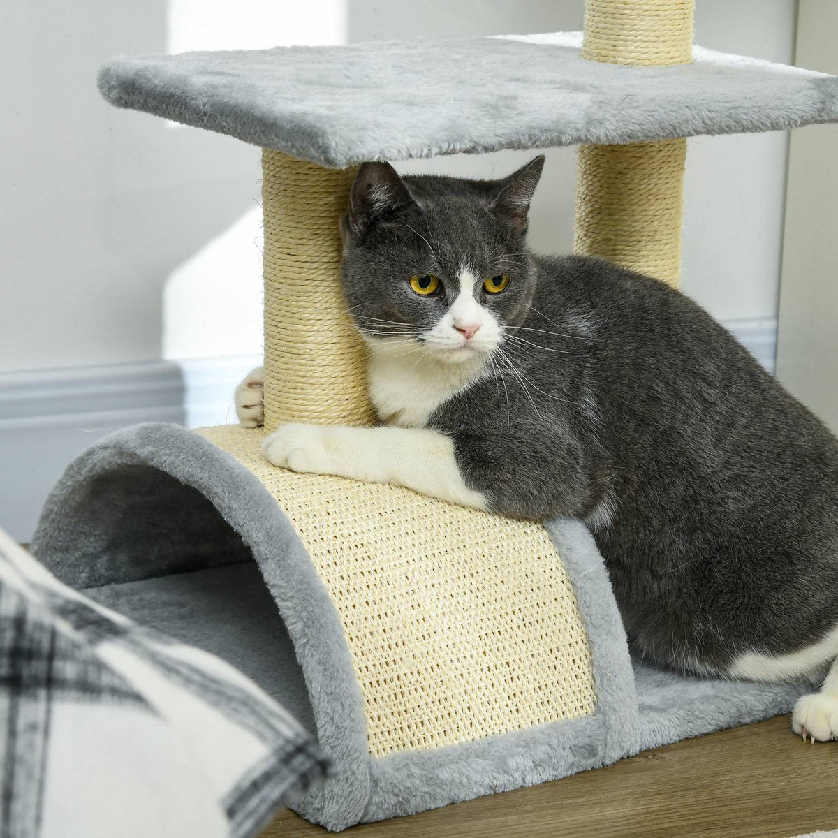 Cat tree 72 cm cat tower with plush balls, sisal posts, platform, scratching board light grey