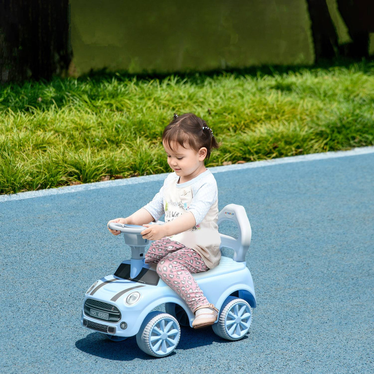 Children's ride-on car, children's vehicle, children's car, ride-on vehicle with tip protection, ride-on for children, light blue, 53 x 52 x 35 cm