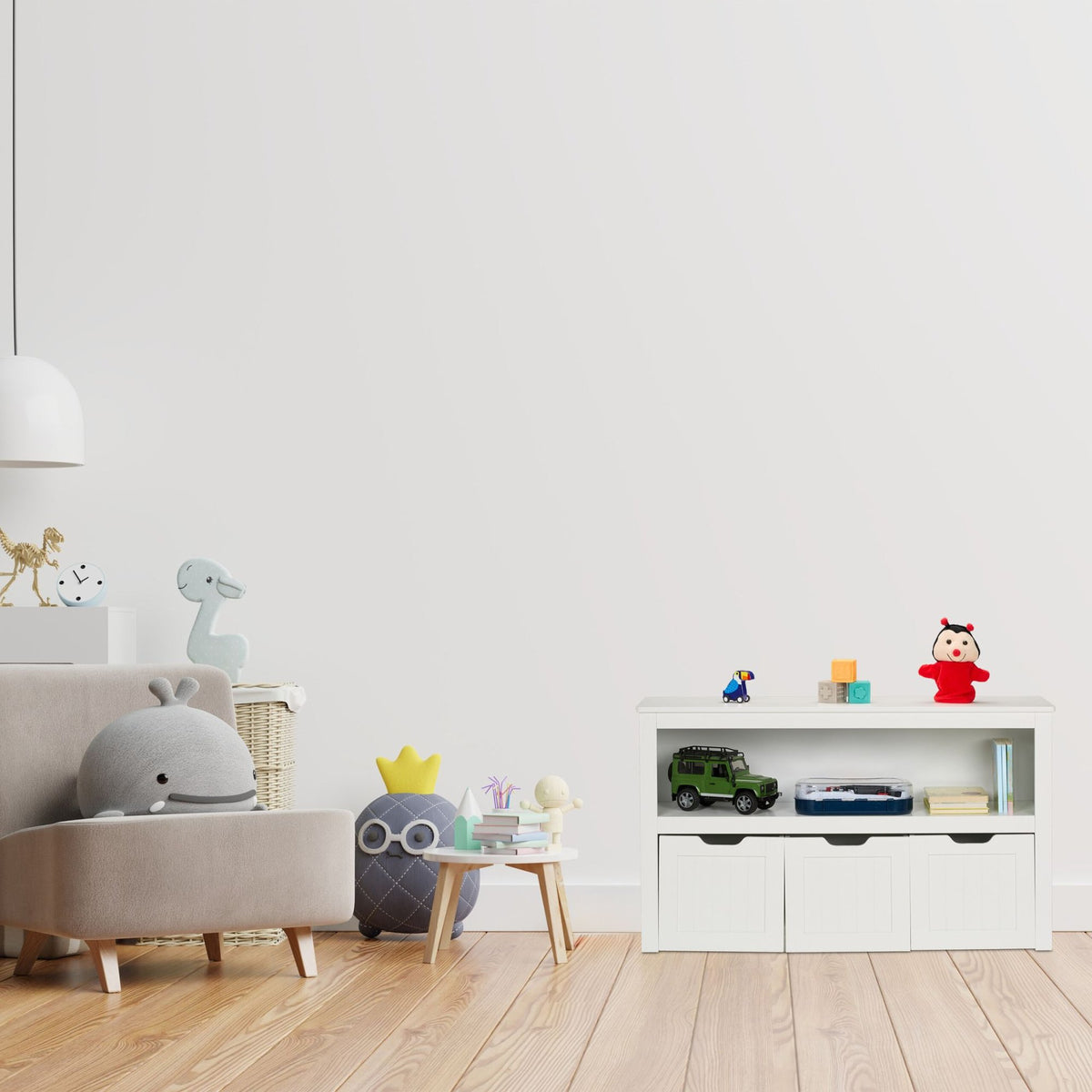 Children's shelf with 3 drawers on wheels