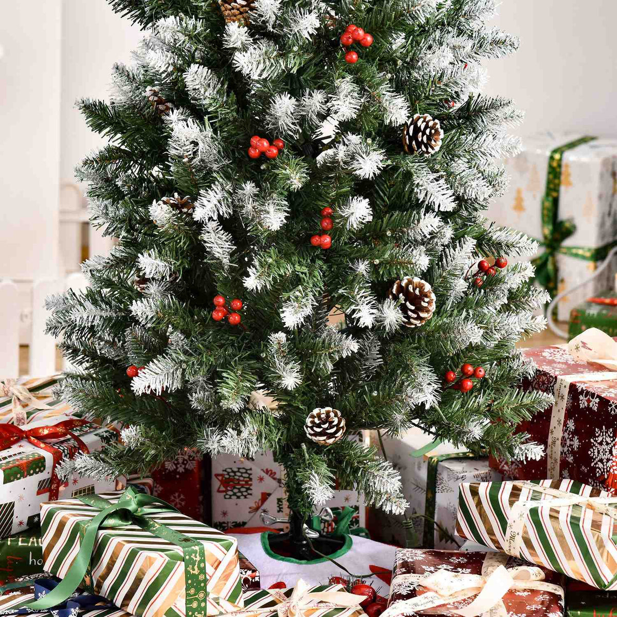 Christmas Tree 1.5 M Christmas Tree With 25 Red Berries Pine Cones Led Lights Artificial Fir 408 Branches Pvc Steel Green + White Ø53 X 150 Cm