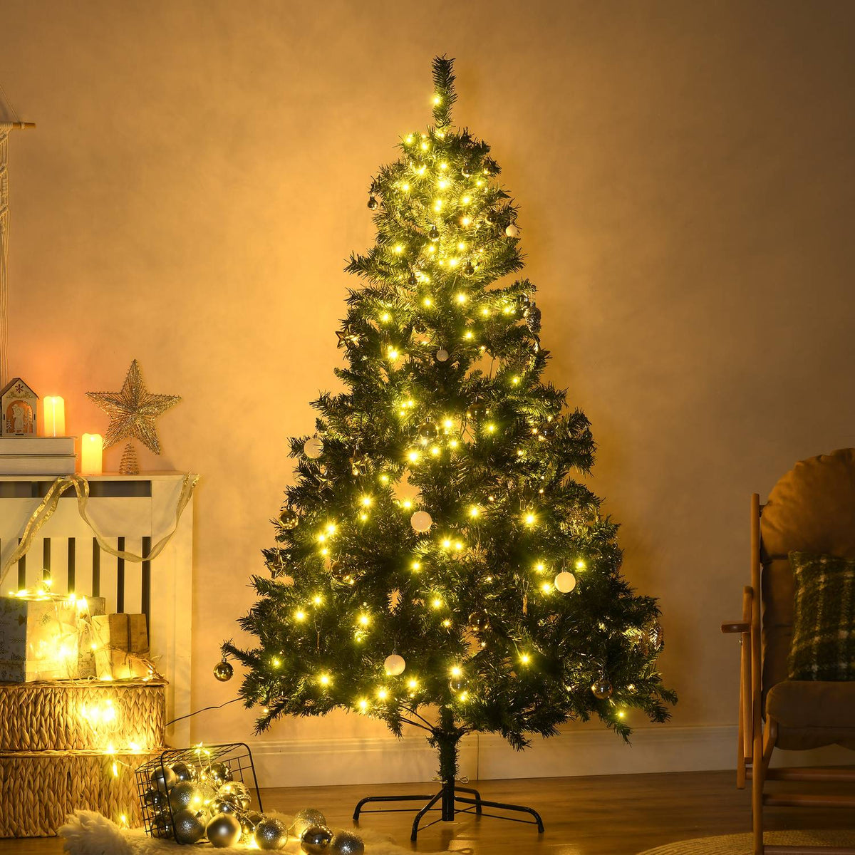 Christmas Tree With Decoration 200 Leds 745 Tips Ø 112 X H180 Cm