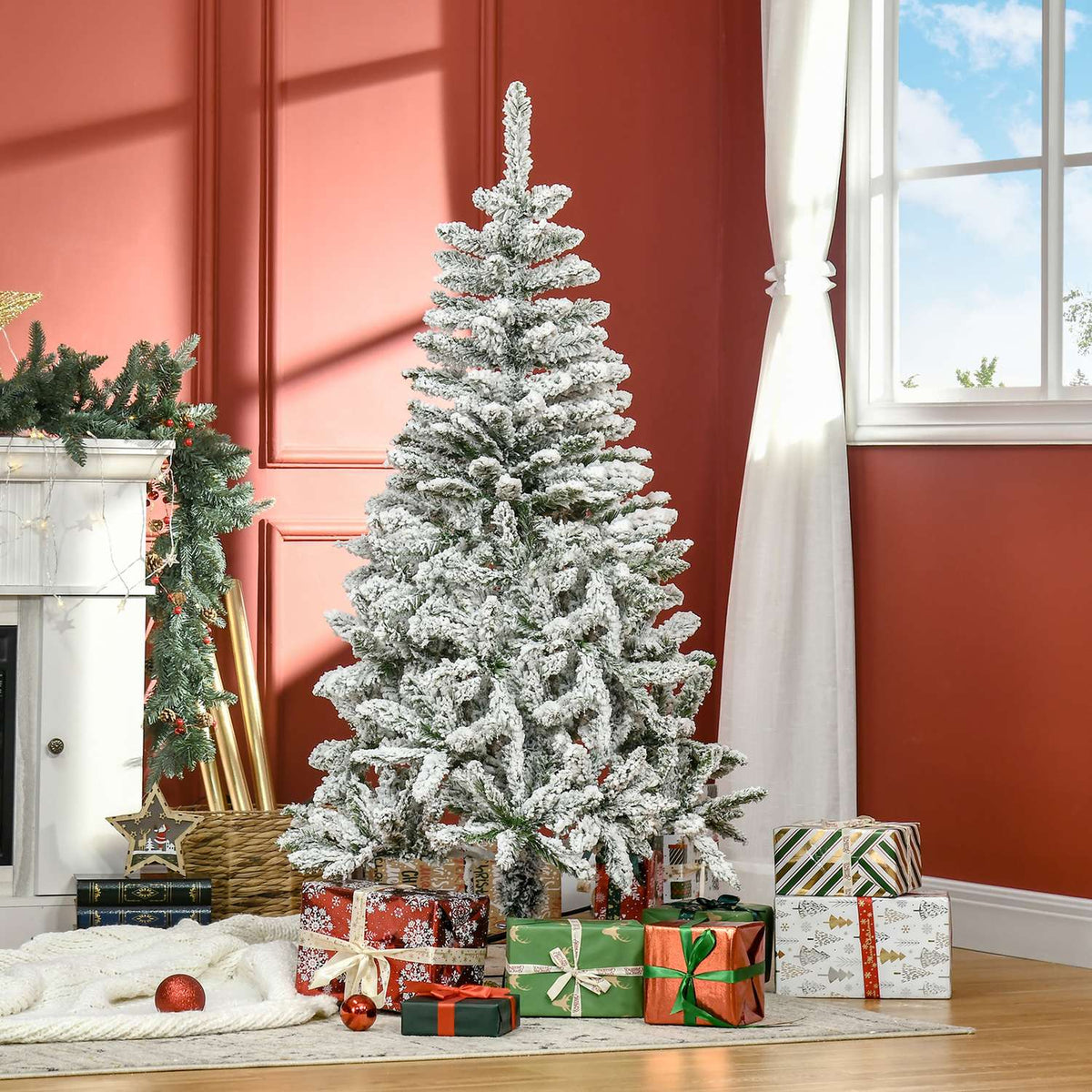 Christmas tree 150 cm artificial pine tree with artificial snow, 358 branch tips, base Christmas tree for Christmas party, indoor, green