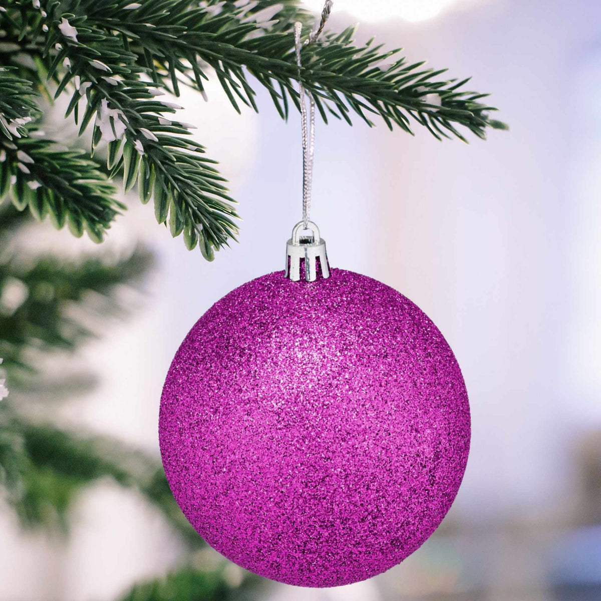 Christmas tree balls in a set of 110 pcs