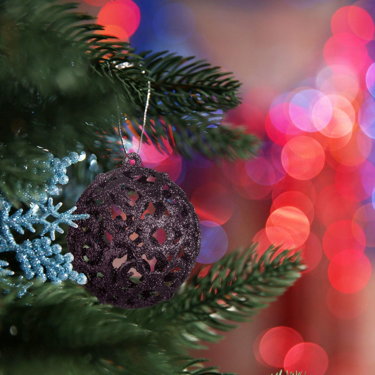 Christmas tree balls in a set of 150