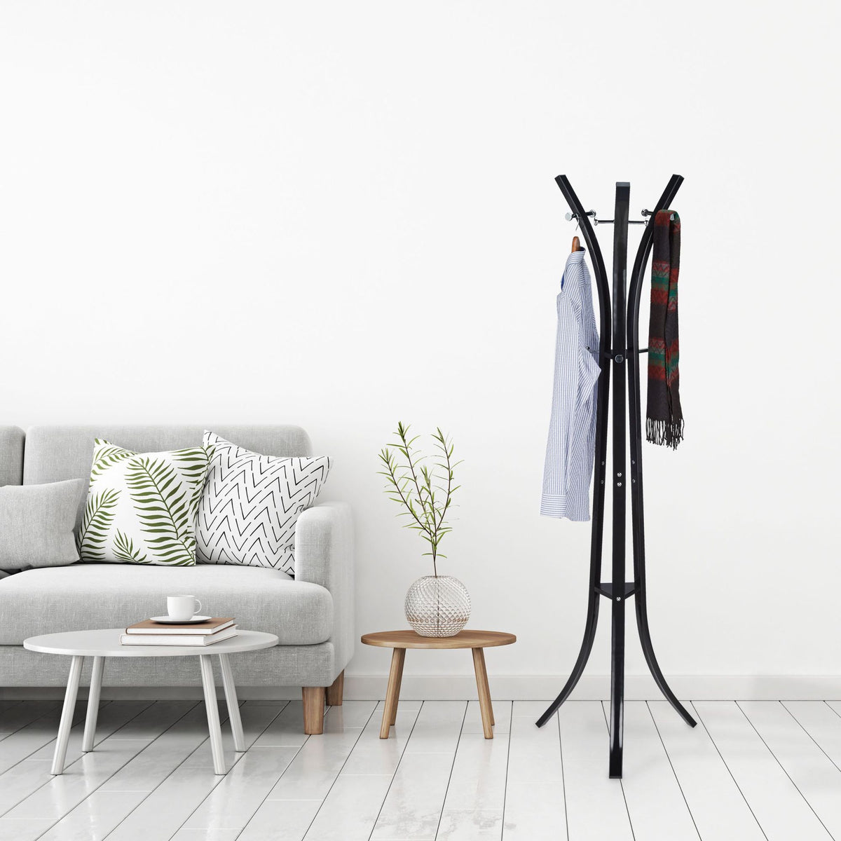 Coat rack in metal