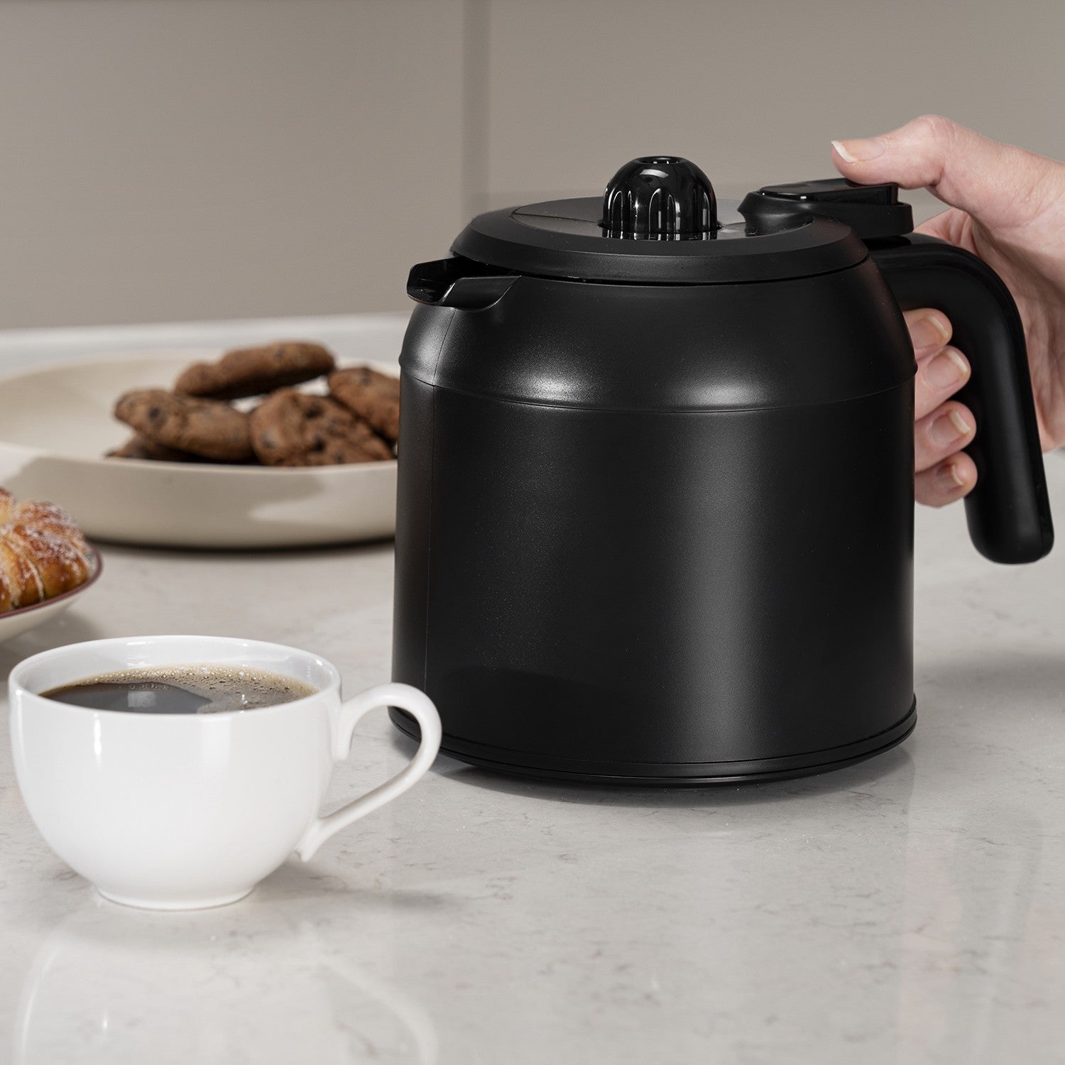 Coffee Maker With 1L Thermal Carafe, 10-Cup, Black