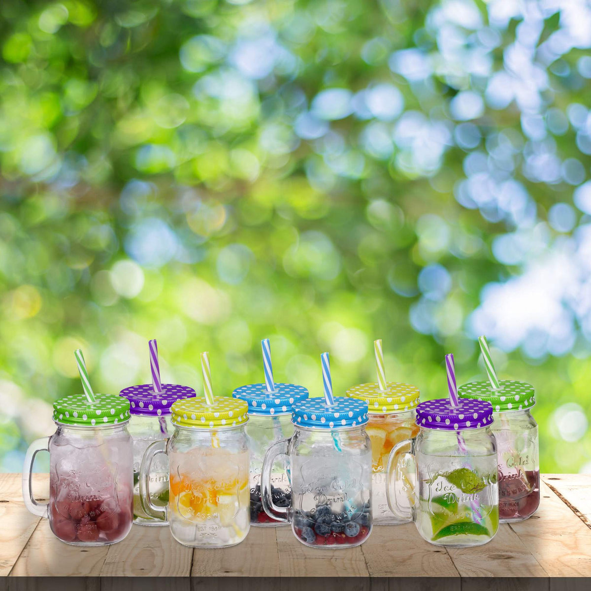 Colorful drinking glasses with lids set of 4