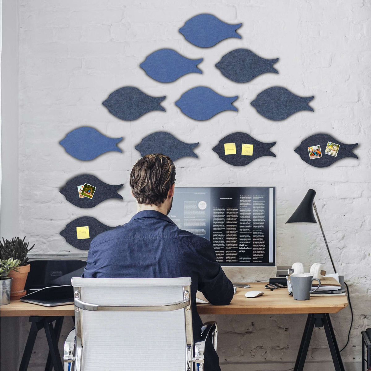 Colorful pin board made of felt - fish - 12 pcs