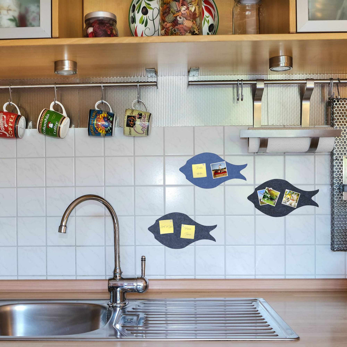 Colorful pin board made of felt - fish - 12 pcs
