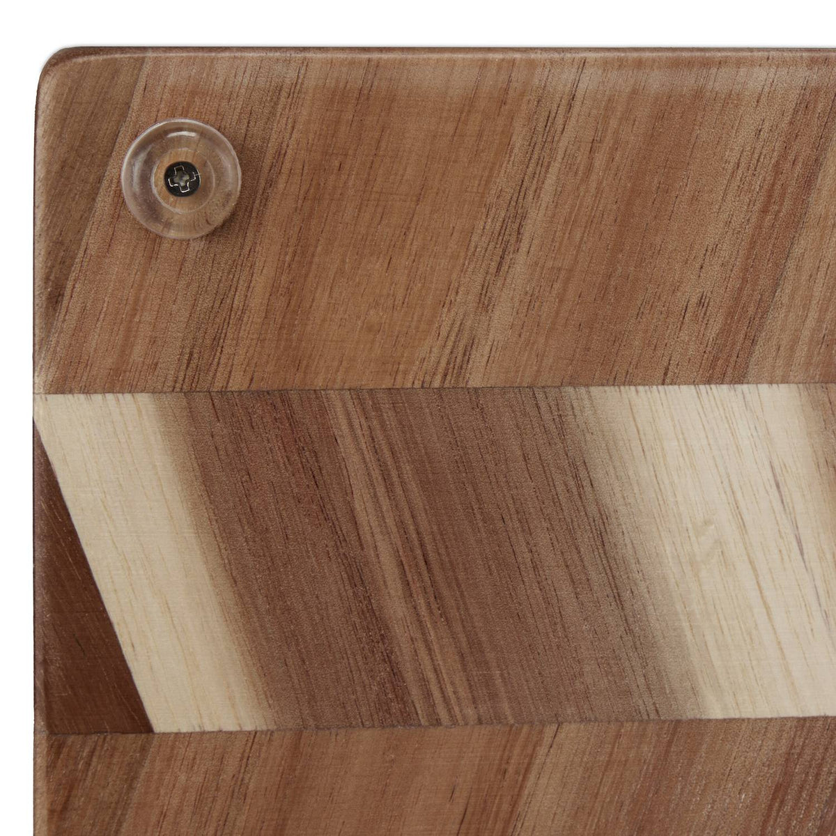Cutting board in acacia wood