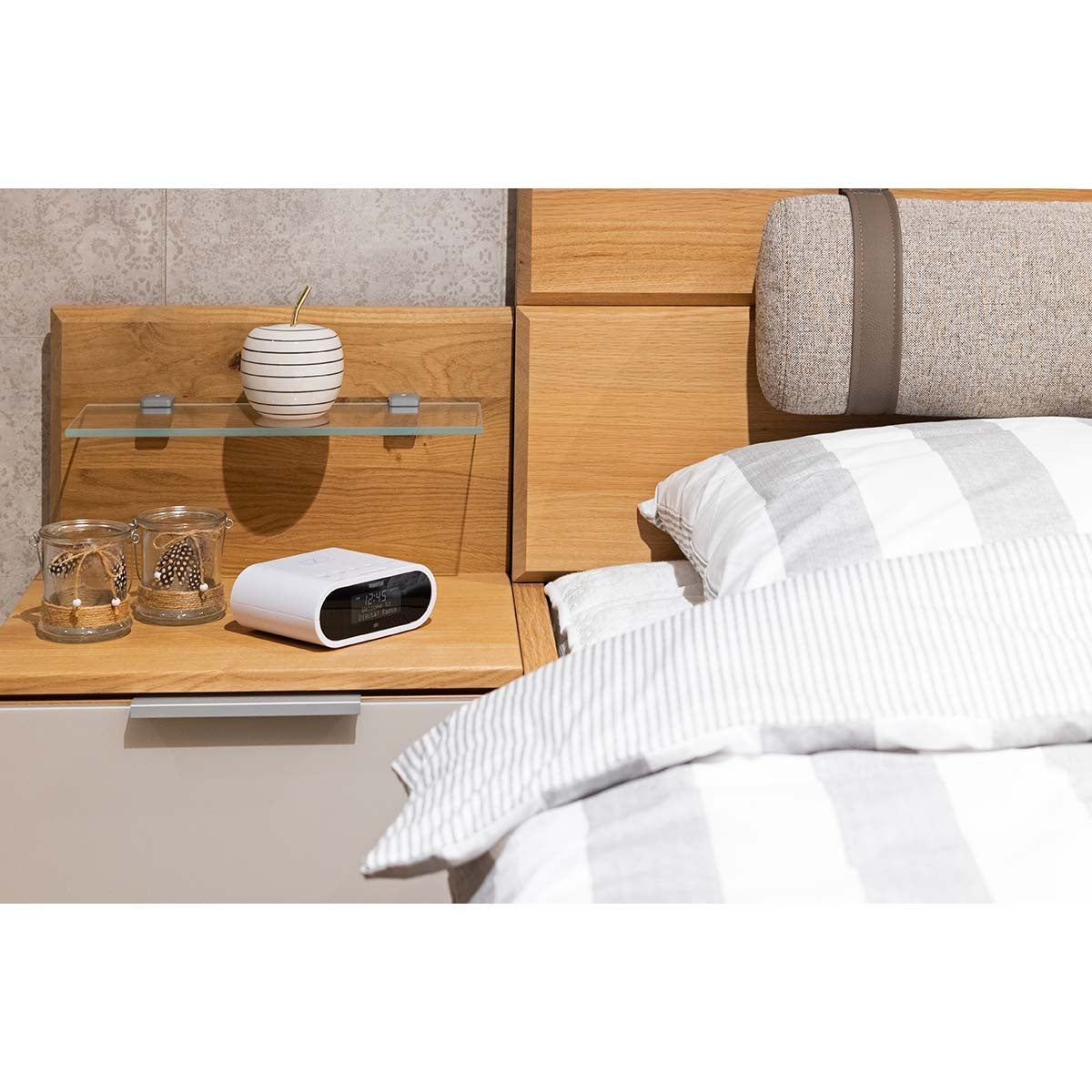 DABMAN d20 DAB+ and FM radio alarm clock White