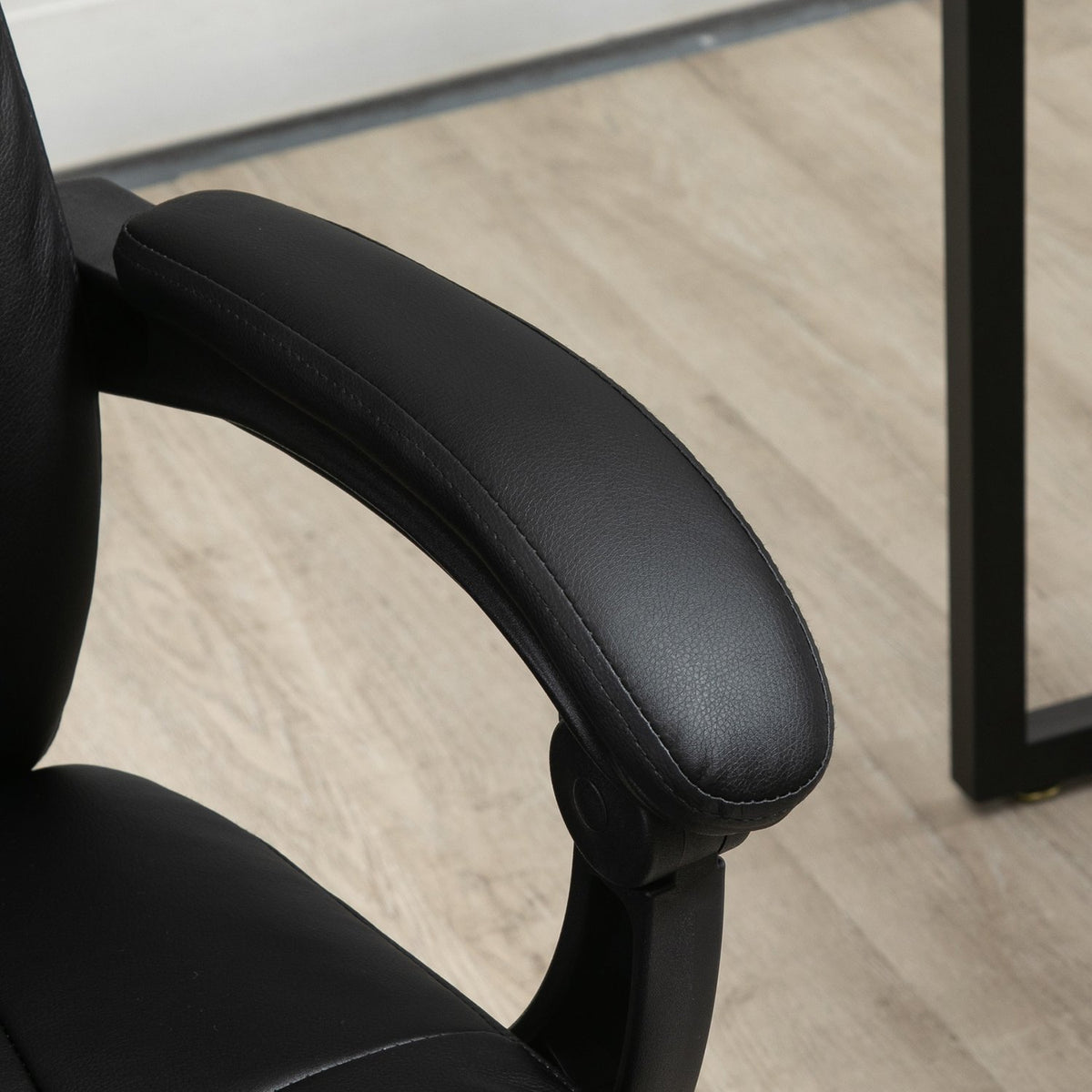 Desk Chair Ergonomic Office Chair, Executive Chair With Footrest, Padded Backrest, Black, 64X64X112-120Cm
